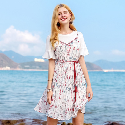 - Rundhalsausschnitt-Trompete Hülse Ein Wort Rock Gefälschte zweiteilige Chiffon-Kleid