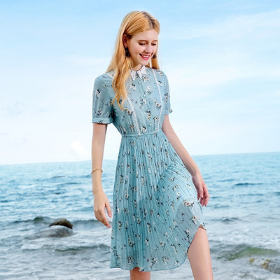 Lapel Pleated Chiffon Dress