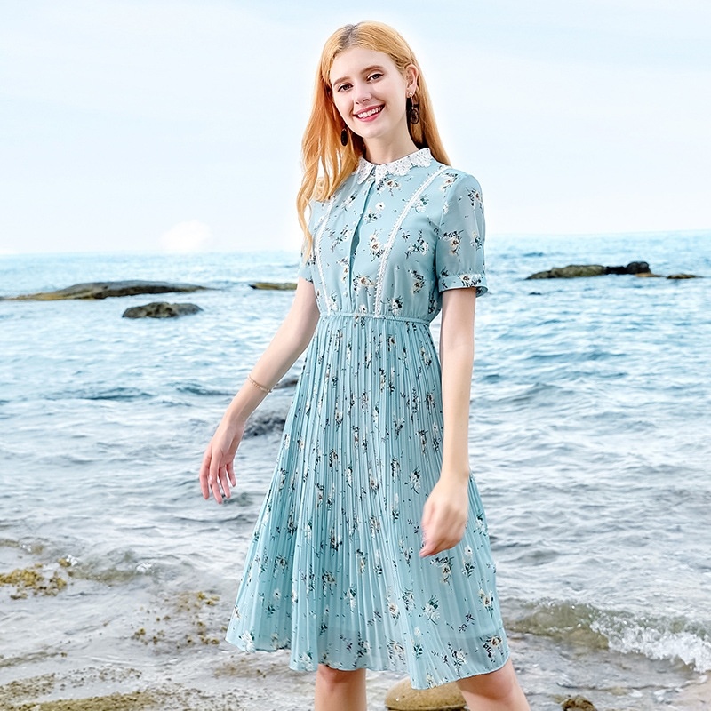 Lapel Pleated Chiffon Dress