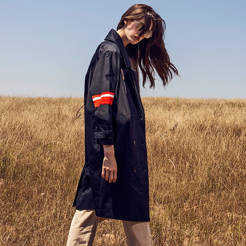Stylish Handsome Atmosphere Of Double Breasted Long Windbreaker |