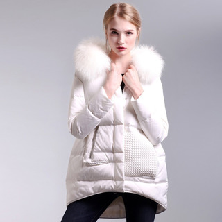 Inocente Blanco Cálido Cuello De Piel De Moda Por La Chaqueta