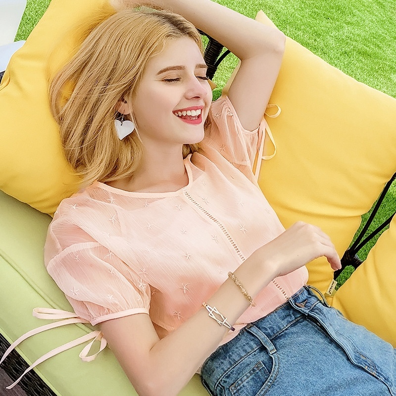 Round Neck Sleeve Chiffon Shirt