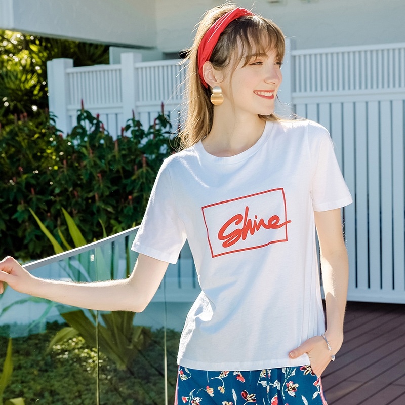 Round Neck Letter T-shirt