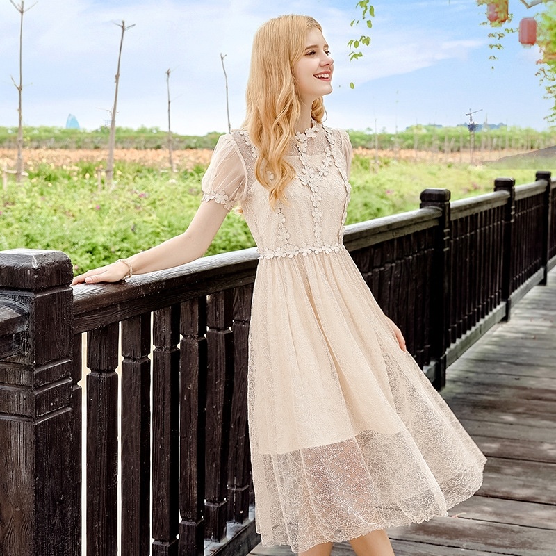 - Rundhalsausschnitt-Ein Wort-Spitze-Kleid