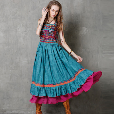 Peacock Blue Printed Long Layered Rüschen Saum Kleid | VoguesUs