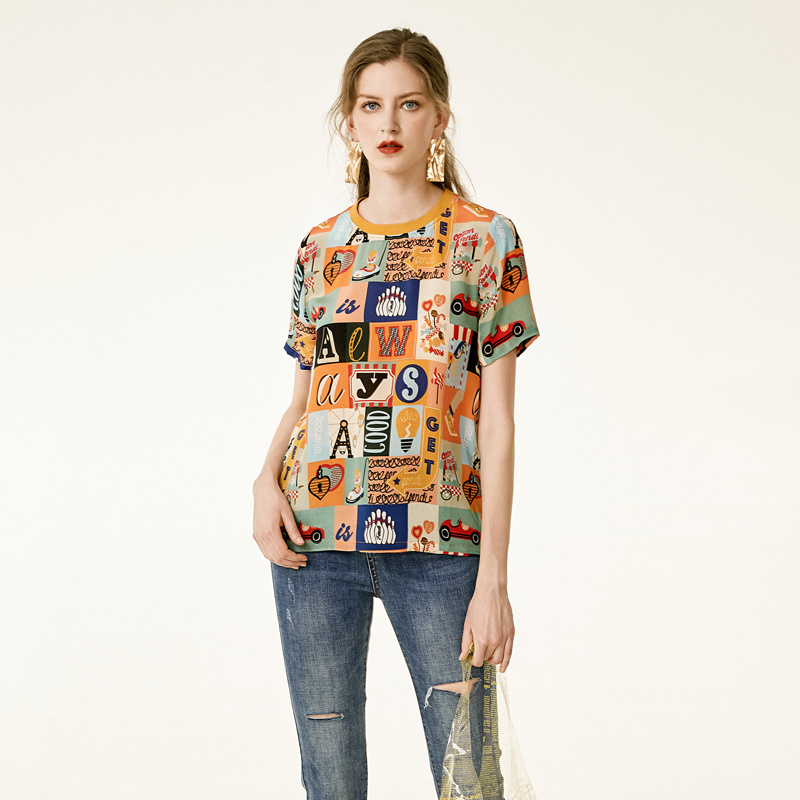 Coloré Autour Du Cou De Dessin Animé Lettre Imprimée En Soie T-Shirt | VoguesUs