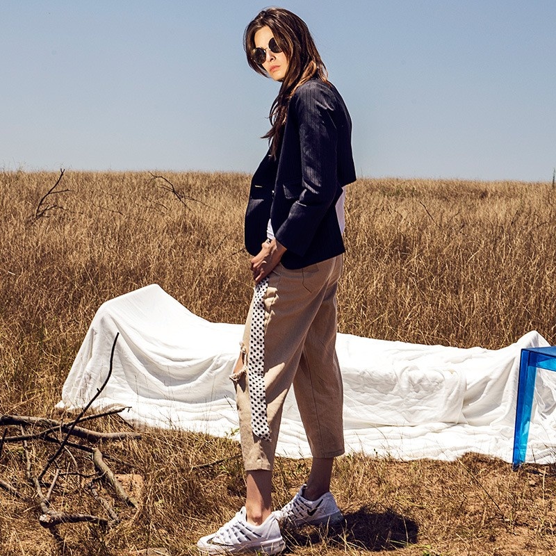Tendencia De La Moda Es Particularmente Simple Y Elegante Chaqueta De