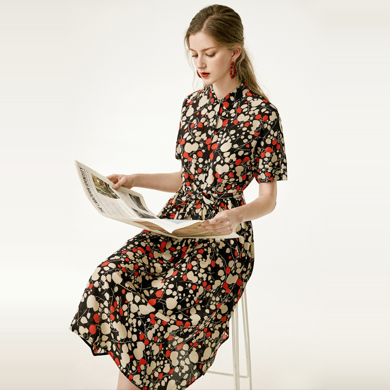 Herbst Blätter-Print Reverskragen Kurze Ärmel Seide Kleid Mit Schlitz Am Saum | VoguesUs