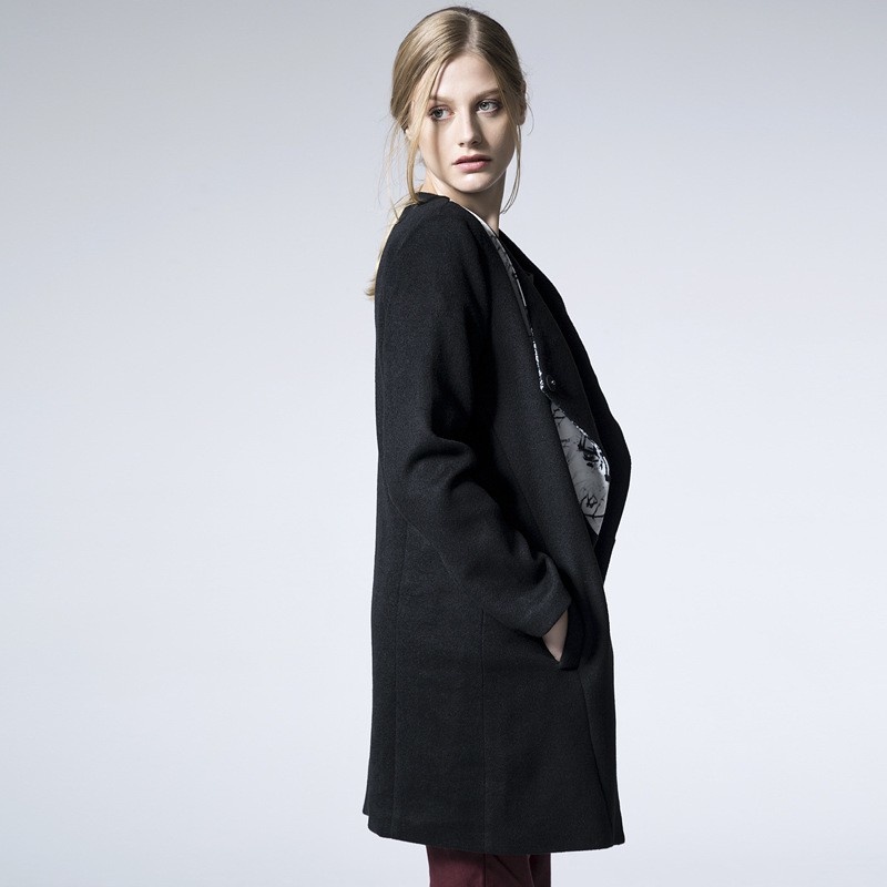Élégant Noir Blazer De Laine, Poil Au Milieu De La Longueur | VoguesUs