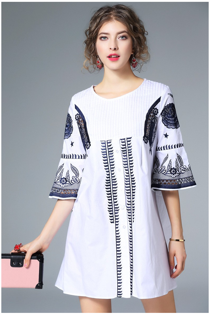 Douce De Mode De Coton De La Broderie Couture Robe | VoguesUs