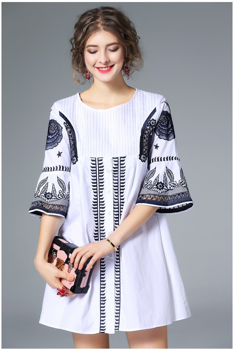 Douce De Mode De Coton De La Broderie Couture Robe | VoguesUs